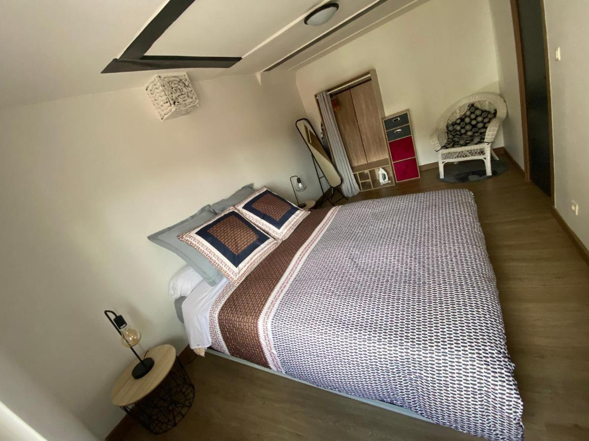 Doux Refuge Apartment Le Puy-en-Velay Exterior photo